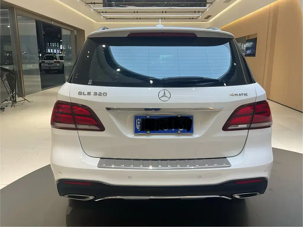 Mercedes-Benz GLE 2019 — фото 6