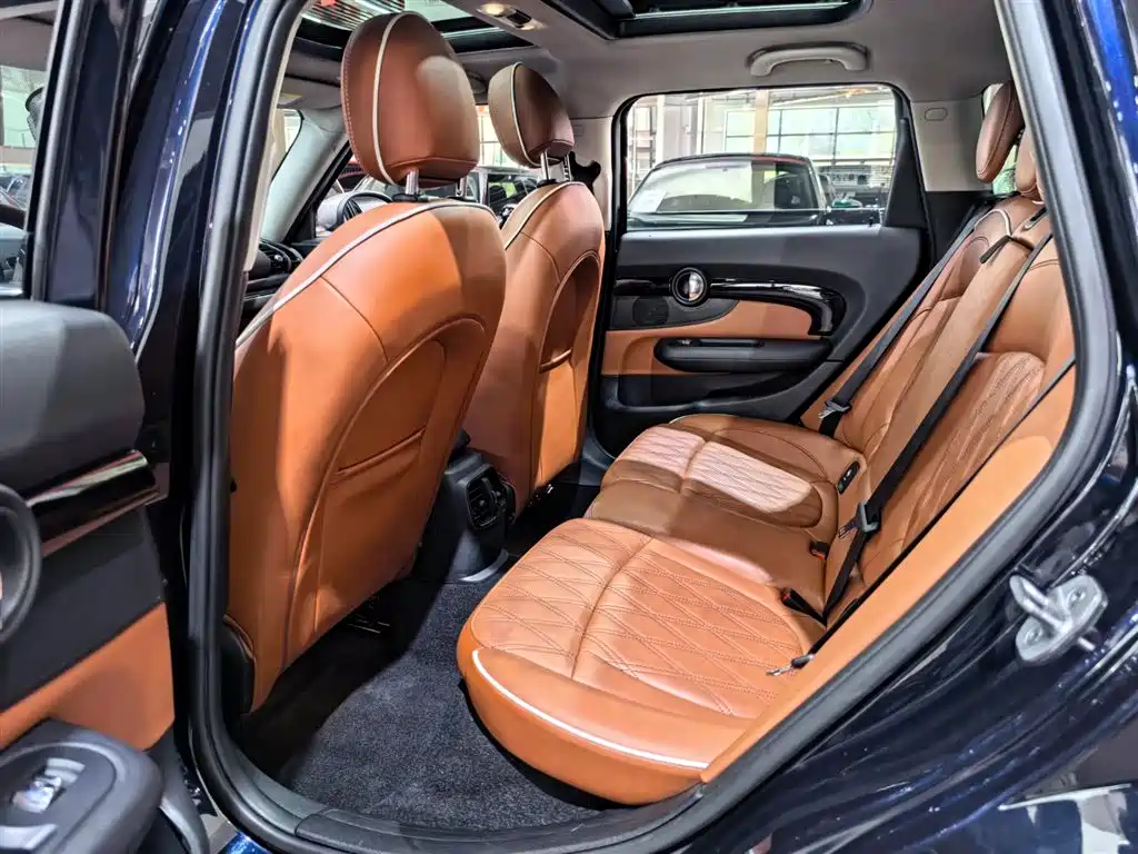 MINI Clubman 2022 — фото 15