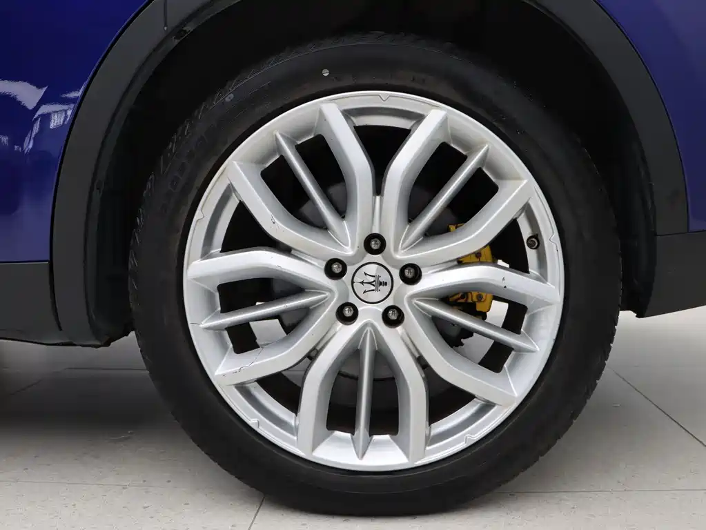 Maserati Levante 2022 — фото 10