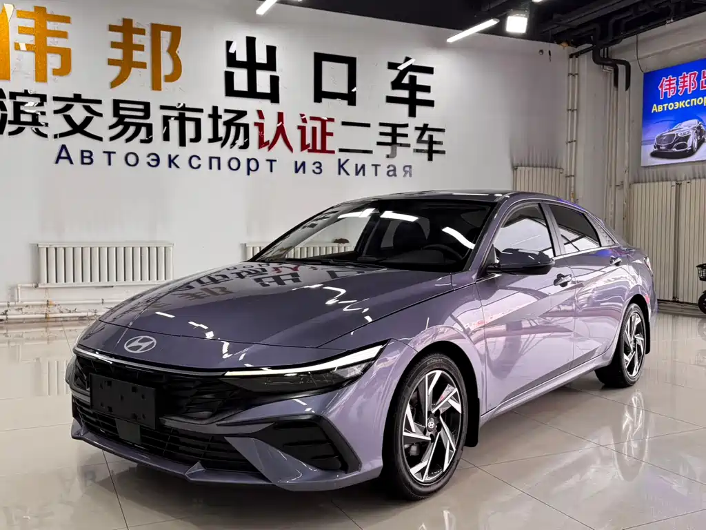 Hyundai Elantra 2023