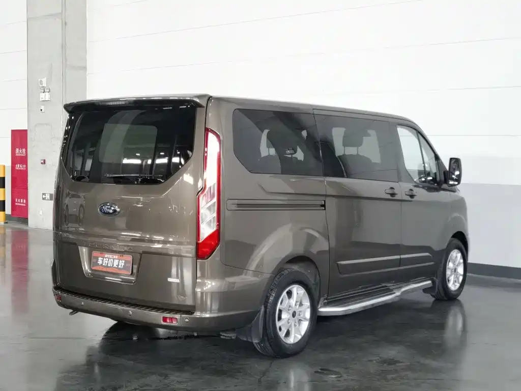 Ford Tourneo 2017 — фото 2