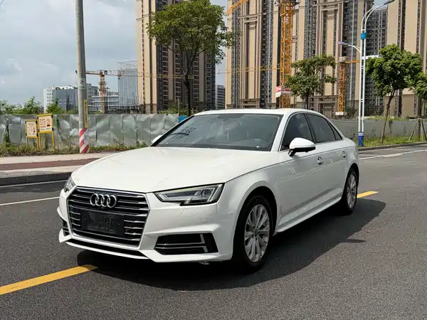 Audi A4L 2019