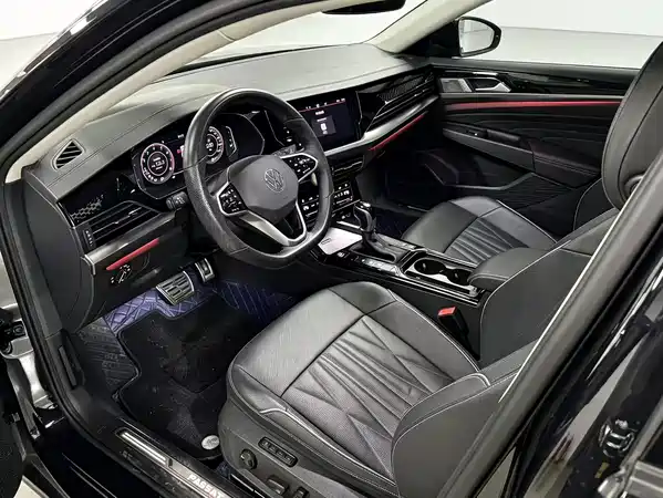 Volkswagen Passat 2023