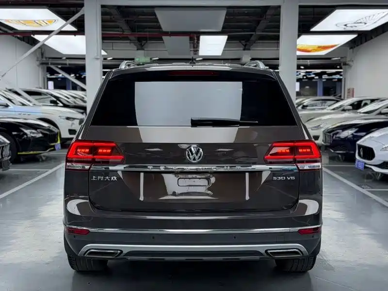 Volkswagen Teramont 2017 — фото 12