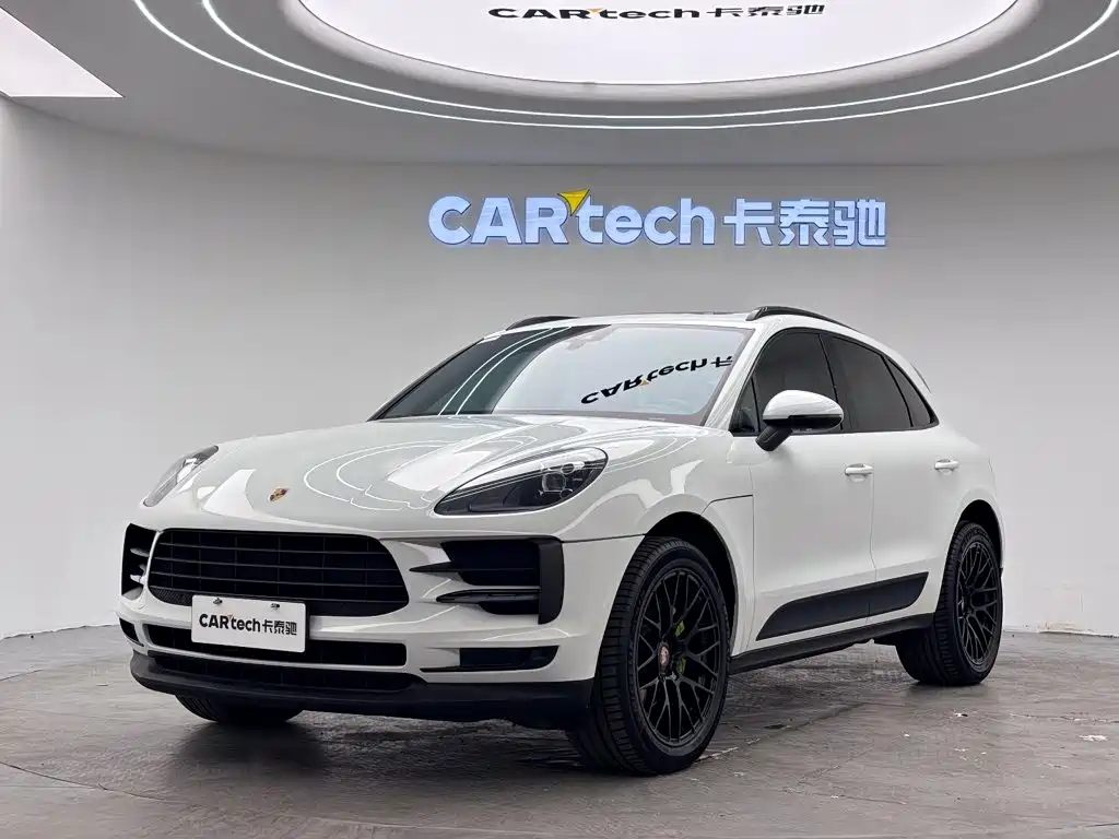 Porsche Macan 2019 — фото 1