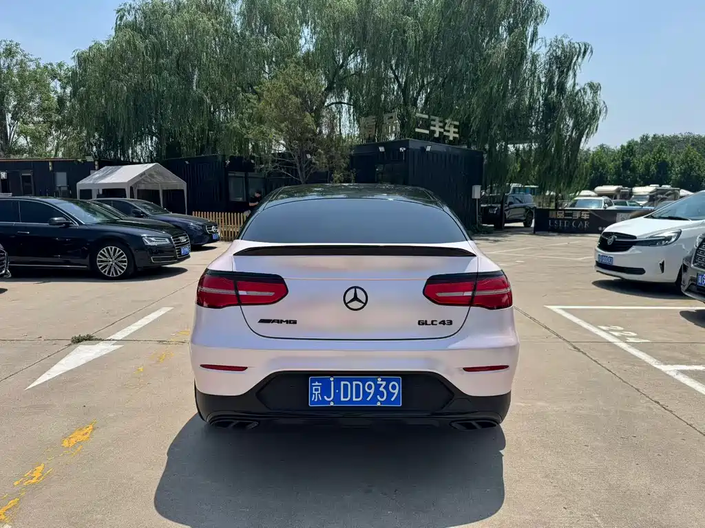 Mercedes-Benz GLC Coupe AMG 2018 — фото 8