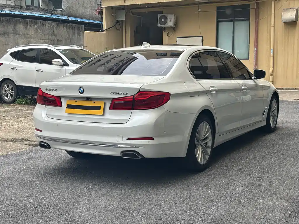 BMW 5 Series 2020