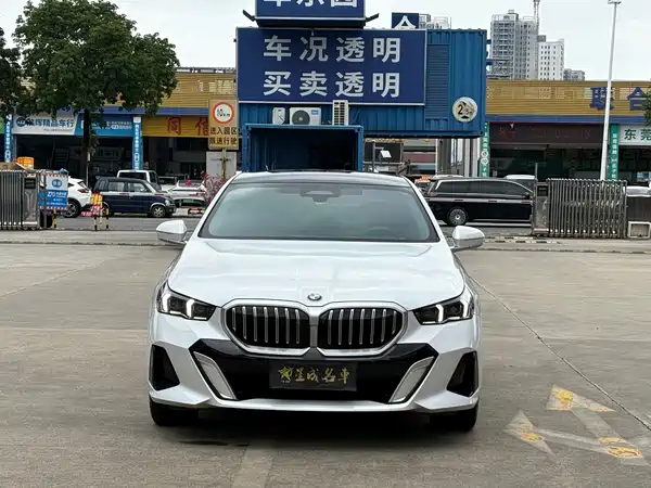 BMW 5 Series 2024