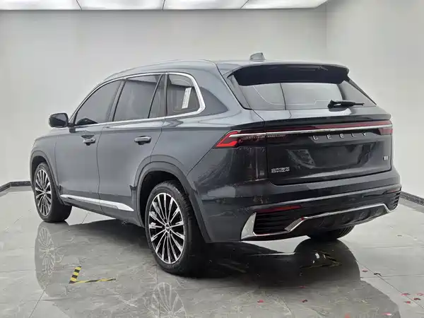 Geely Xingyue L 2025