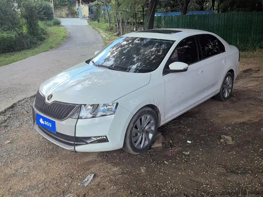 Skoda Rapid 2019 — фото 1