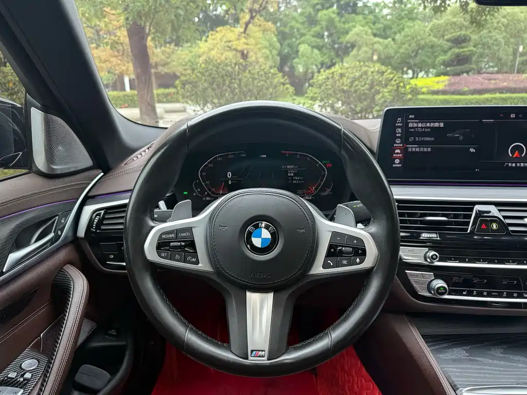BMW 5 Series 2021 — фото 13