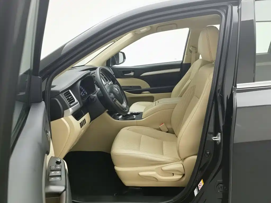Toyota Highlander 2019 — фото 10