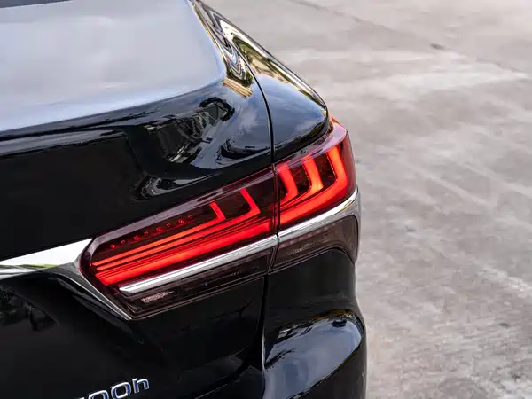 Lexus LS 2021