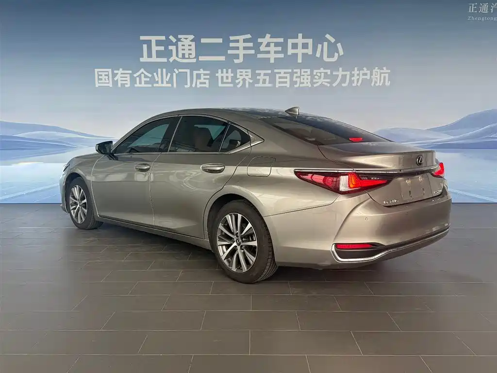 Lexus ES 2021 — фото 3