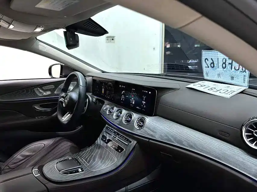 Mercedes-Benz CLS 2021 — фото 4