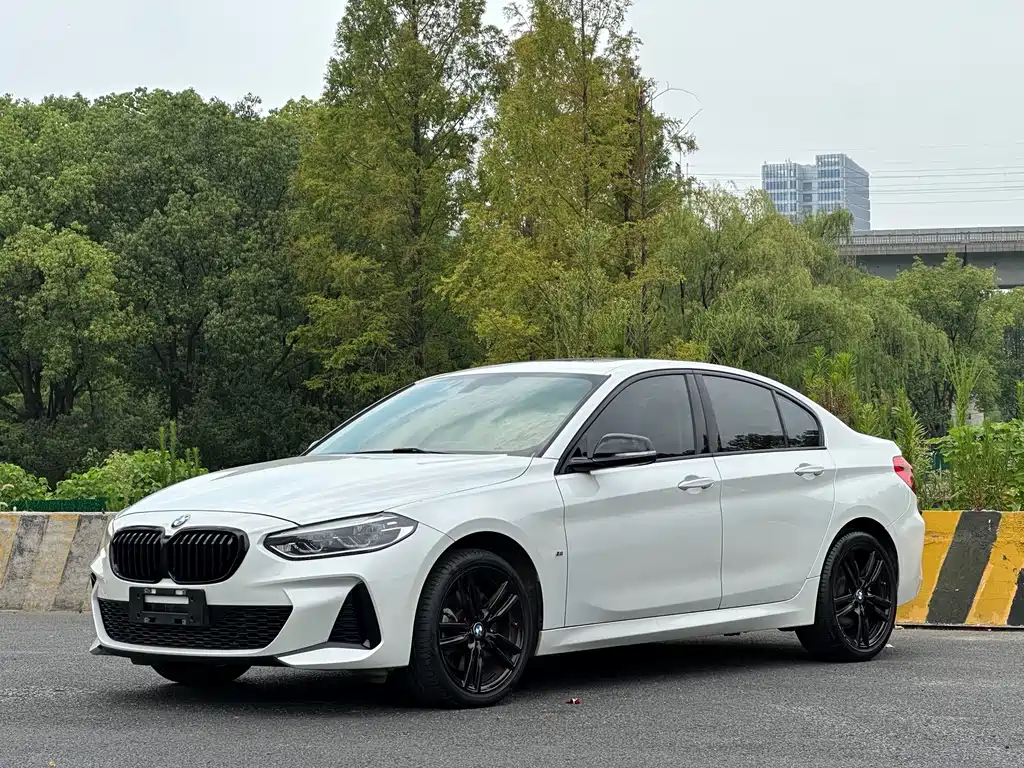 BMW 1 Series 2022
