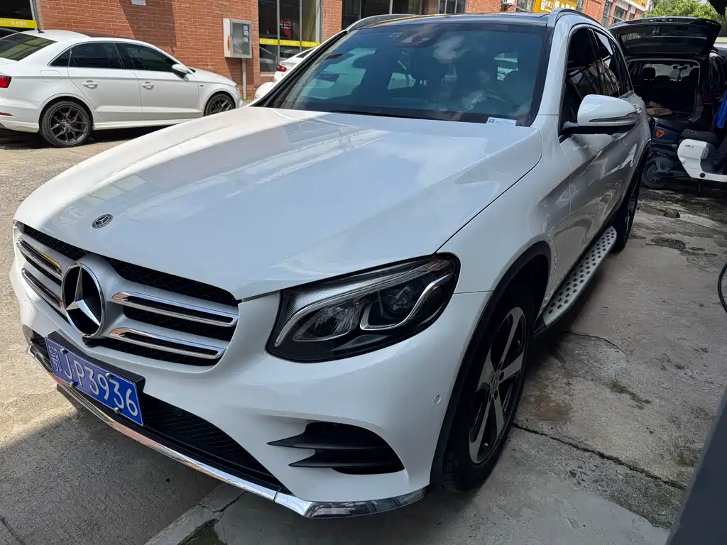 Mercedes-Benz GLC 2019 — фото 1
