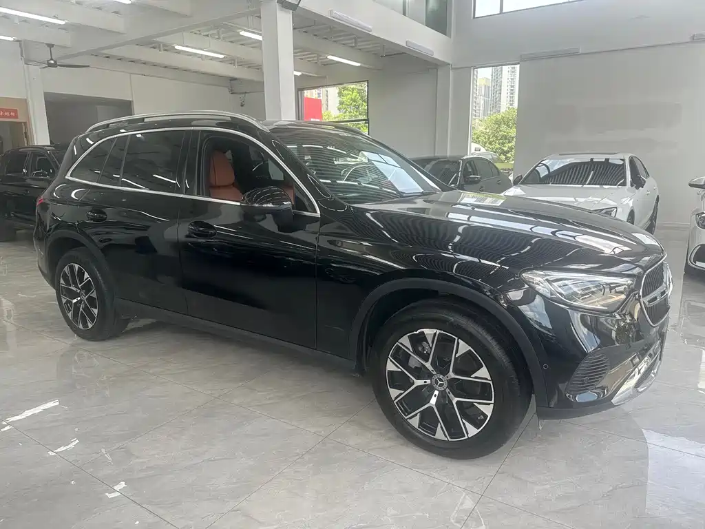 Mercedes-Benz GLC 2024