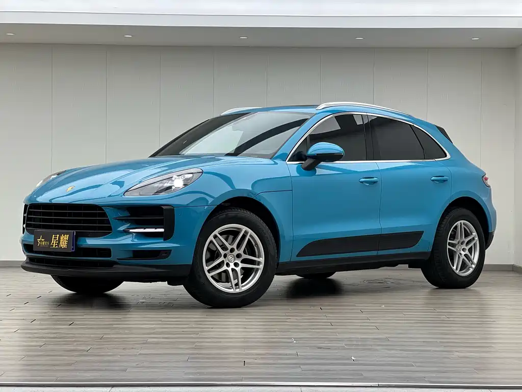 Porsche Macan 2019 — фото 1