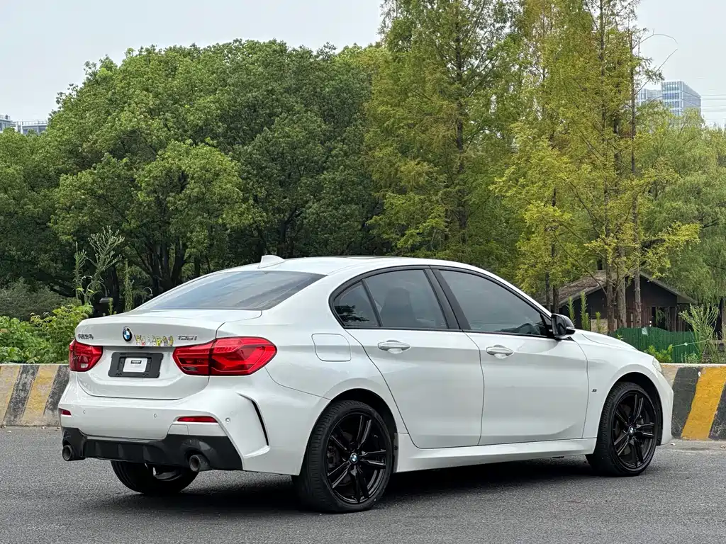 BMW 1 Series 2022
