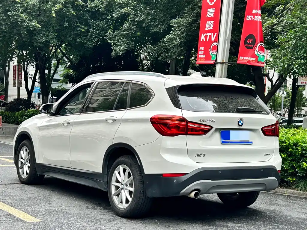BMW X1 2018 — фото 6