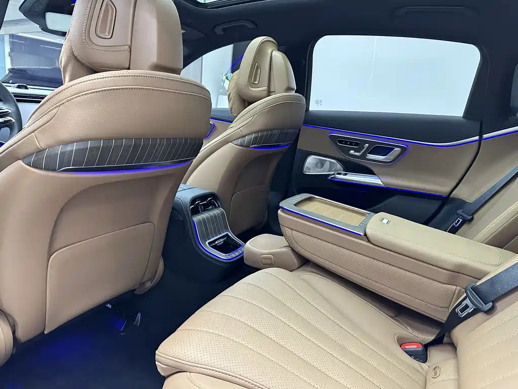 Mercedes-Benz E-Class 2026 — фото 17