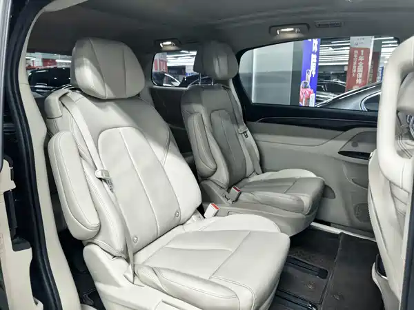 Buick GL8 2023