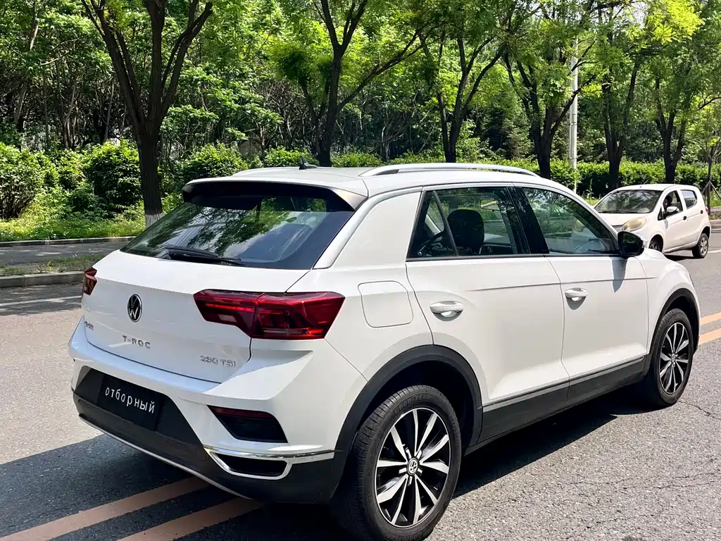Volkswagen T-Roc 2022 — фото 9
