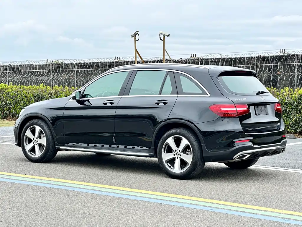 Mercedes-Benz GLC 2017 — фото 5