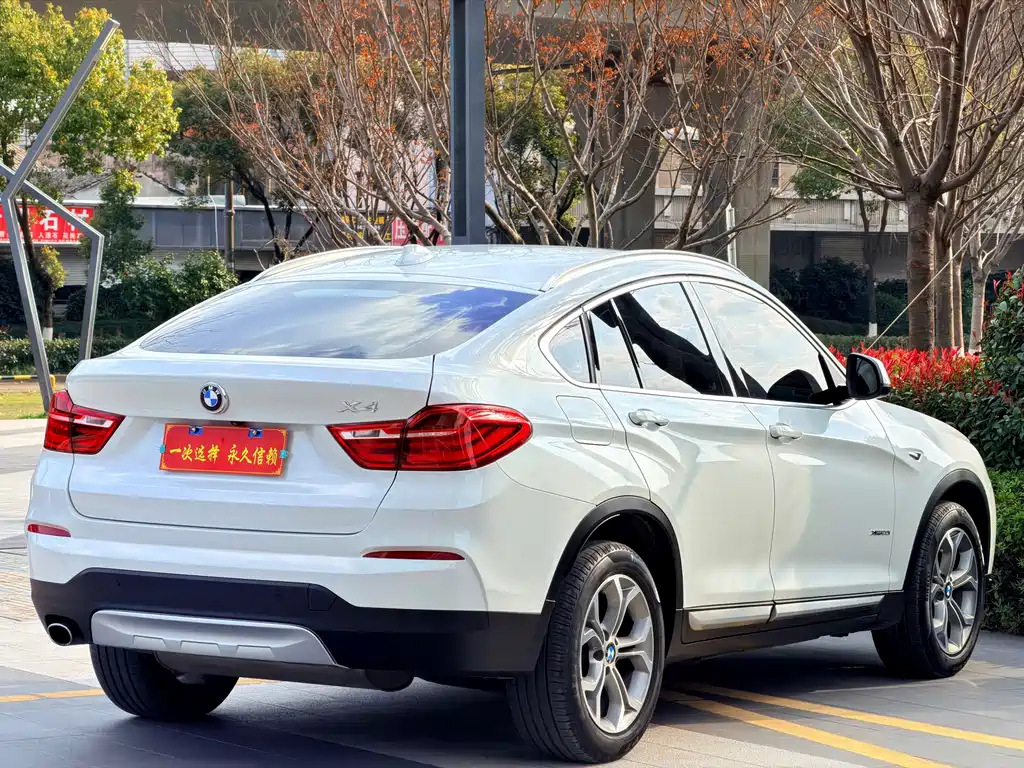 BMW X4 2016 — фото 15