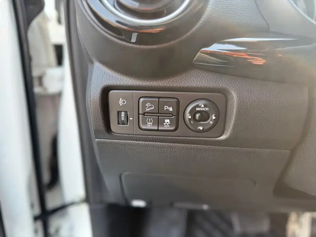Kia KX1 2024 — фото 11