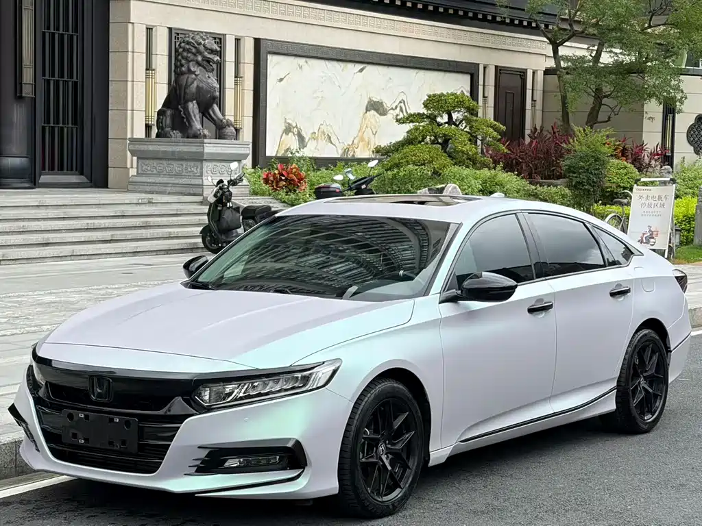 Honda Accord 2020 — фото 1