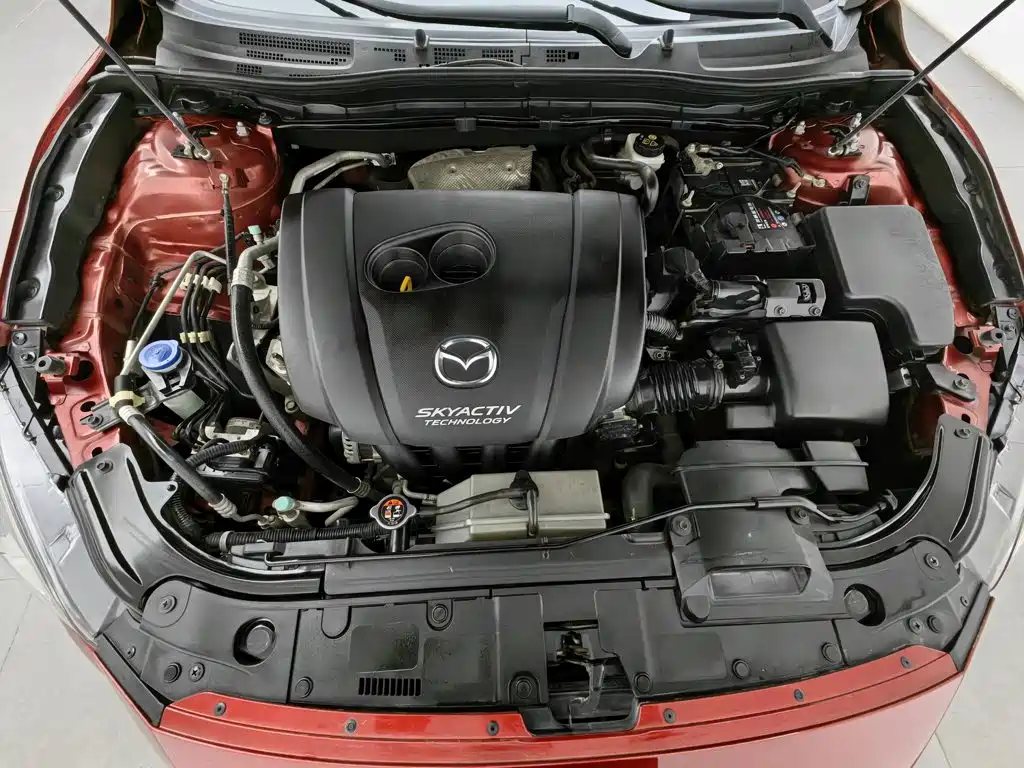 Mazda 3 Axela 2016