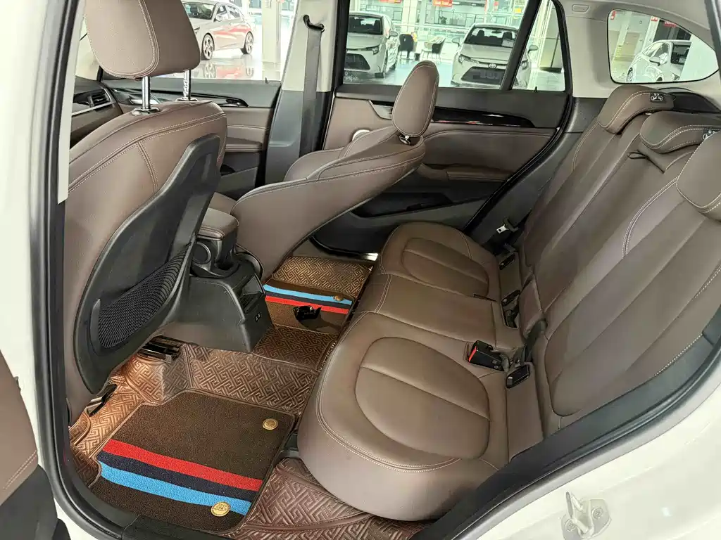 BMW X1 2022 — фото 15