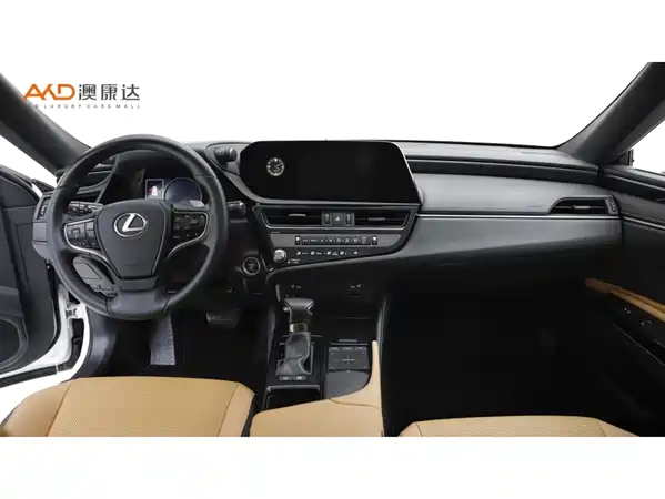 Lexus ES 2022