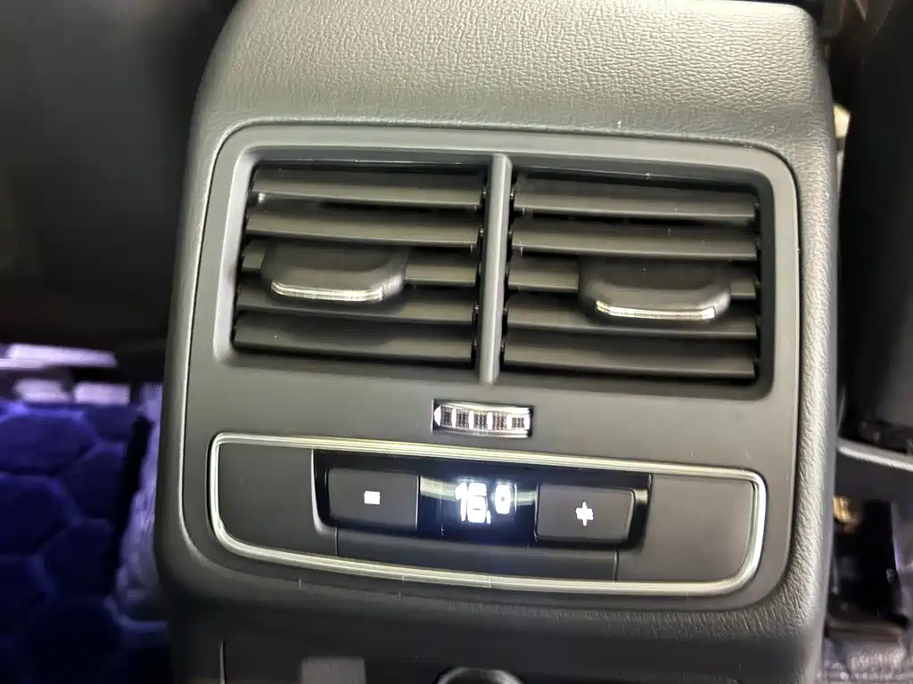 Audi A5 2021 — фото 17