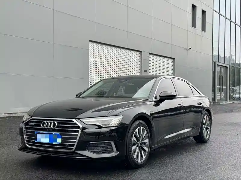 Audi A6L 2020 — фото 1