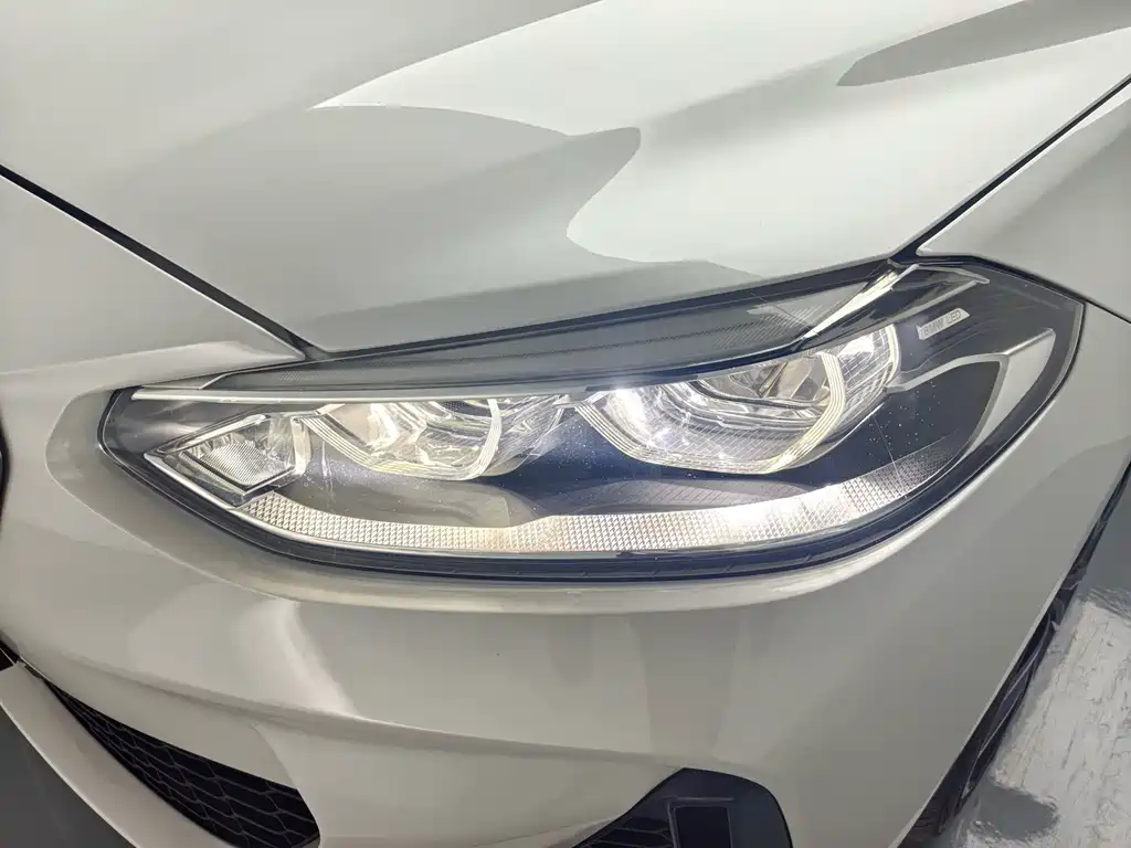 BMW 1 Series 2021 — фото 10