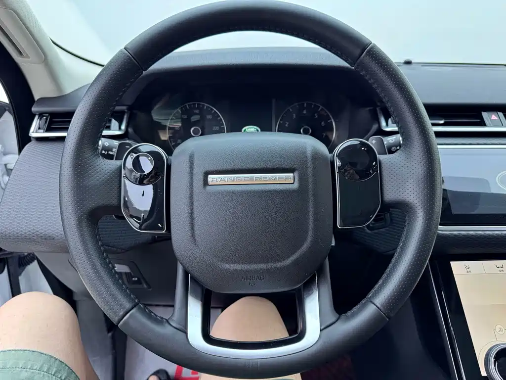 Land Rover Range Rover Velar 2019 — фото 11