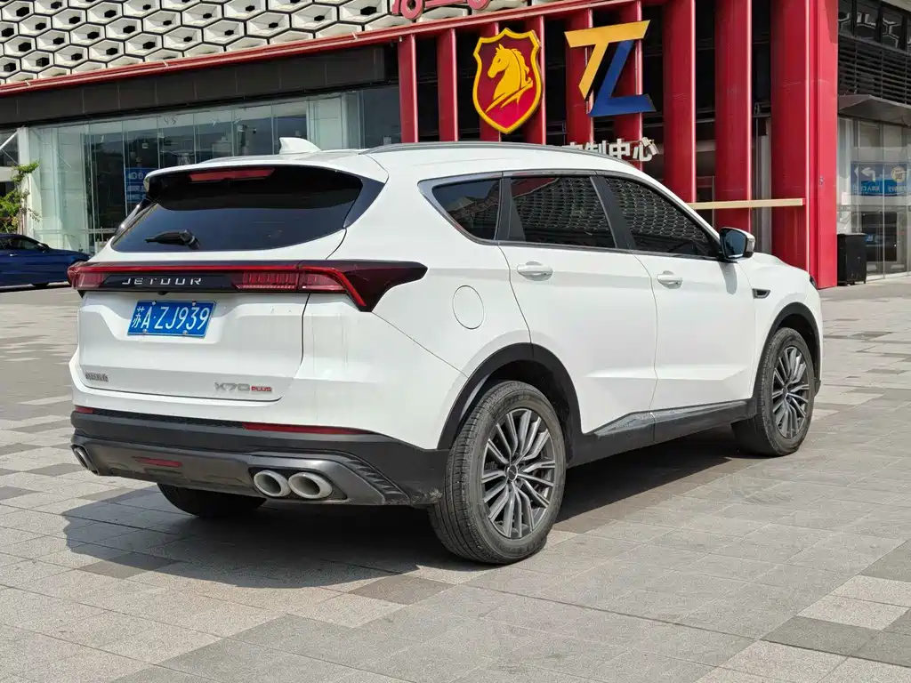 Jetour X70 PLUS 2023 — фото 18