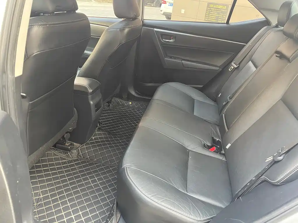 Toyota Corolla 2015
