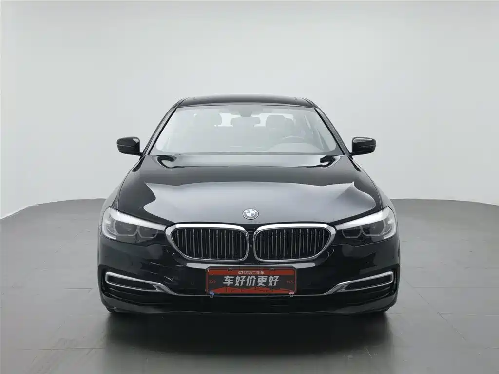 BMW 5 Series 2020 — фото 3