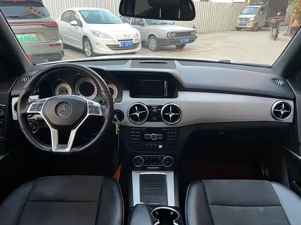 Mercedes-Benz GLK-Class 2015