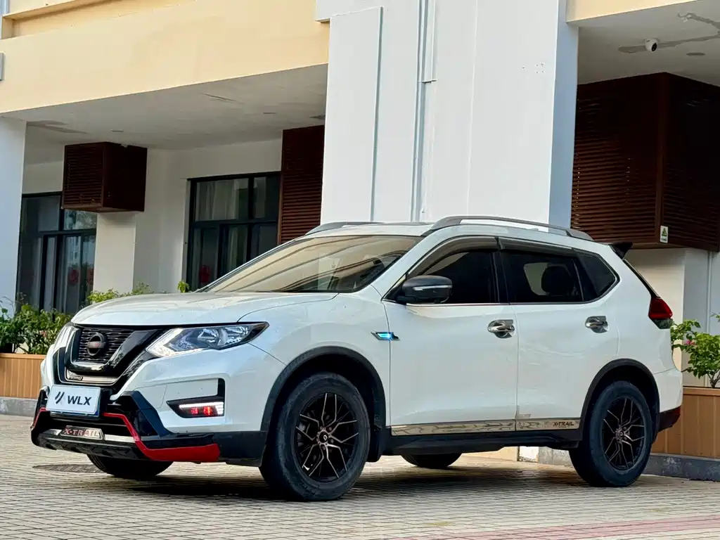 Nissan X-Trail 2019 — фото 1