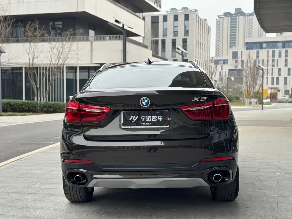 BMW X6 2016 — фото 20