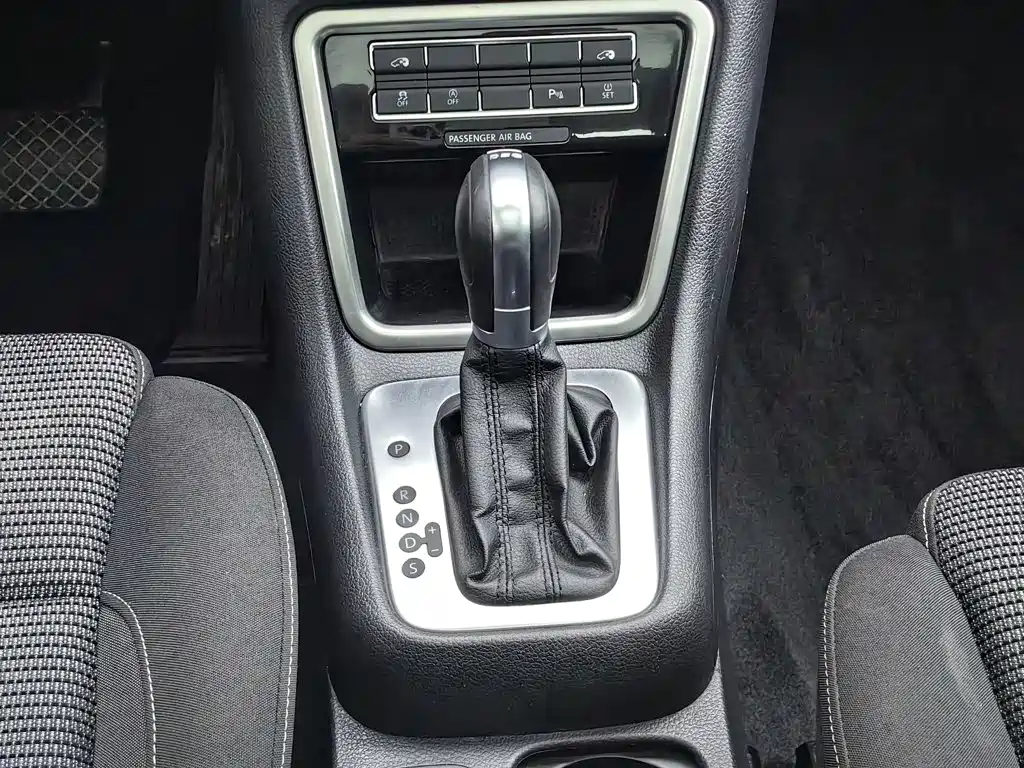 Volkswagen Sharan 2018 — фото 13