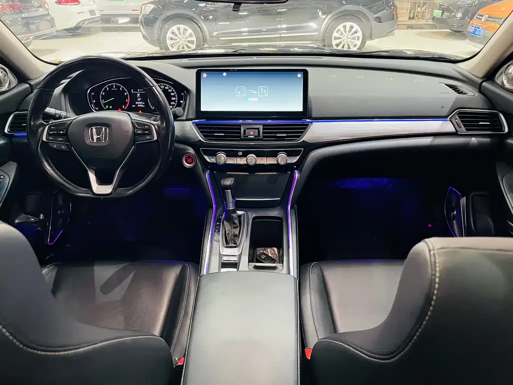 Honda Inspire 2020 — фото 17