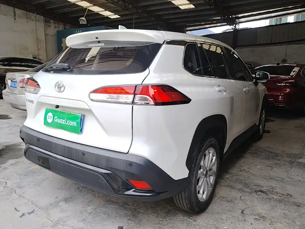 Toyota Frontlander 2024
