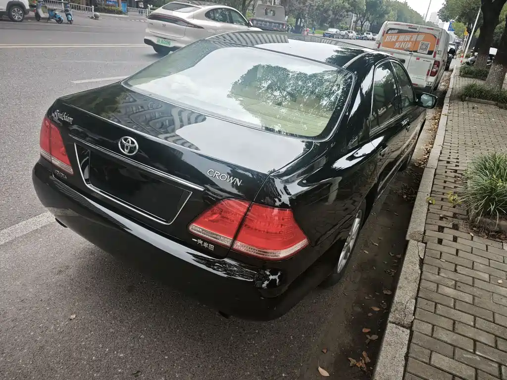 Toyota Crown 2006