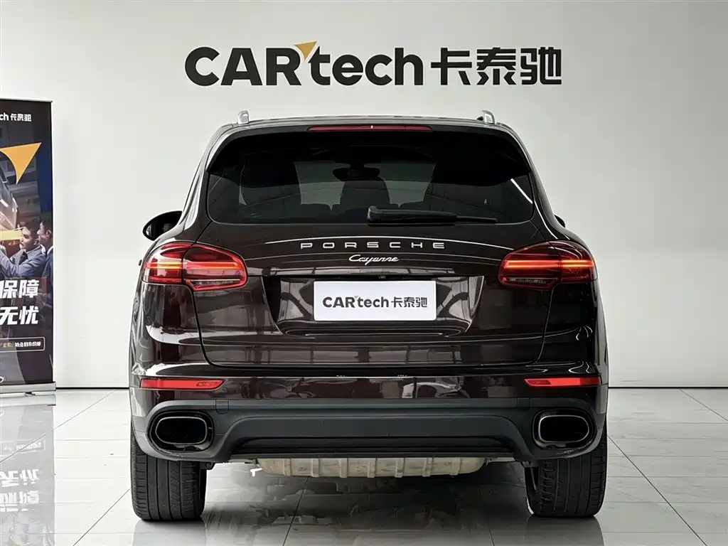 Porsche Cayenne 2015 — фото 5